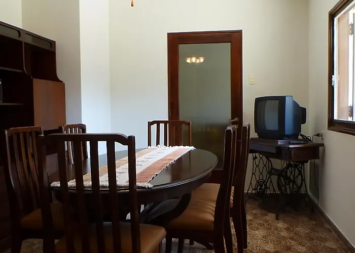 Casa Con Garage Y Patio - 6 Personas - 26 Y 45